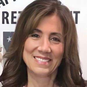 Meet your Posher, Linda